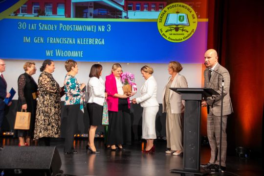 Jubileusz 30-lecia Szkoły Podstawowej nr 3 we Włodawie