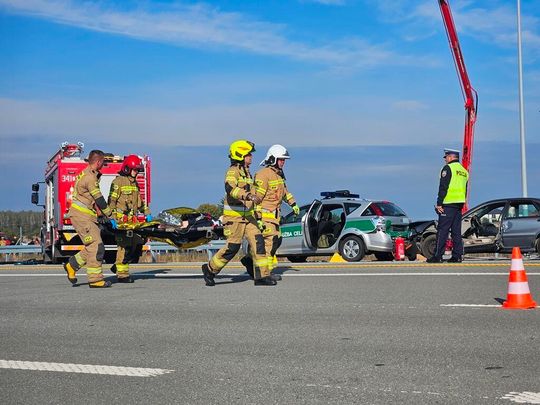 Ratowali poszkodowanych jadących autokarem. Zobaczcie symulację wypadku masowego [ZDJĘCIA]