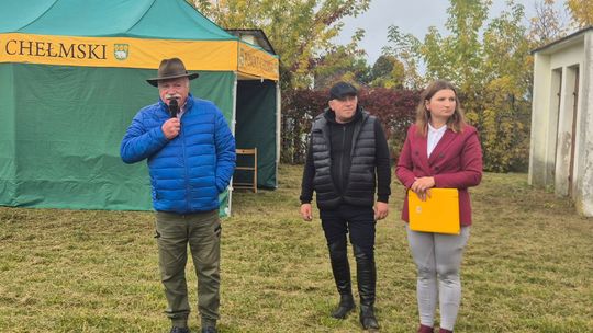 Hubertus w Horodyszczu po raz trzeci. Była gonitwa za lisem i zawody z konikami na patykach [GALERIA ZDJĘĆ]