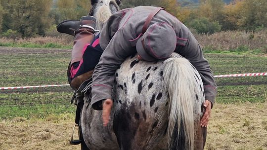 Hubertus w Horodyszczu po raz trzeci. Była gonitwa za lisem i zawody z konikami na patykach [GALERIA ZDJĘĆ]