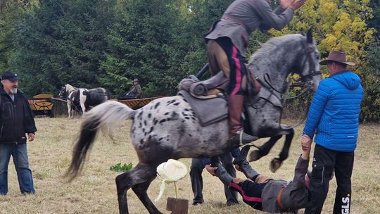 Hubertus w Horodyszczu po raz trzeci. Była gonitwa za lisem i zawody z konikami na patykach [GALERIA ZDJĘĆ]