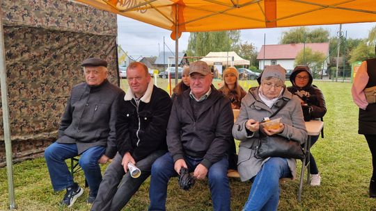 Hubertus w Horodyszczu po raz trzeci. Była gonitwa za lisem i zawody z konikami na patykach [GALERIA ZDJĘĆ]