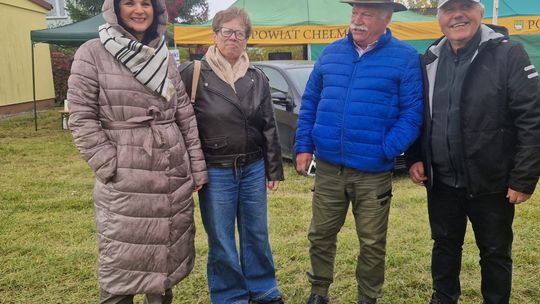 Hubertus w Horodyszczu po raz trzeci. Była gonitwa za lisem i zawody z konikami na patykach [GALERIA ZDJĘĆ]