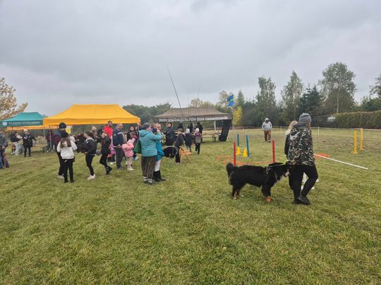 Hubertus w Horodyszczu po raz trzeci. Była gonitwa za lisem i zawody z konikami na patykach [GALERIA ZDJĘĆ]