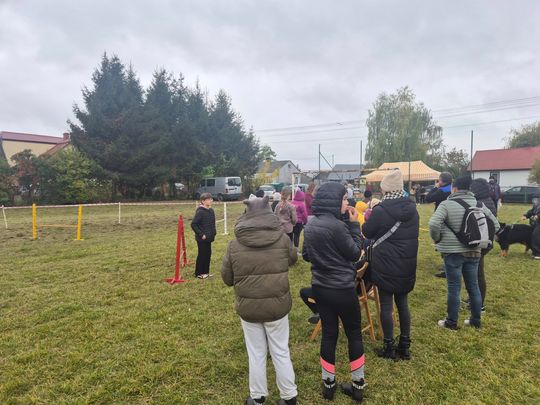 Hubertus w Horodyszczu po raz trzeci. Była gonitwa za lisem i zawody z konikami na patykach [GALERIA ZDJĘĆ]