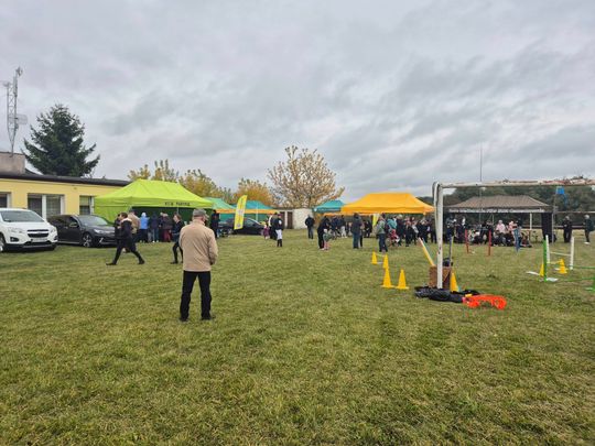 Hubertus w Horodyszczu po raz trzeci. Była gonitwa za lisem i zawody z konikami na patykach [GALERIA ZDJĘĆ]
