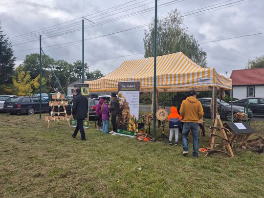 Hubertus w Horodyszczu po raz trzeci. Była gonitwa za lisem i zawody z konikami na patykach [GALERIA ZDJĘĆ]