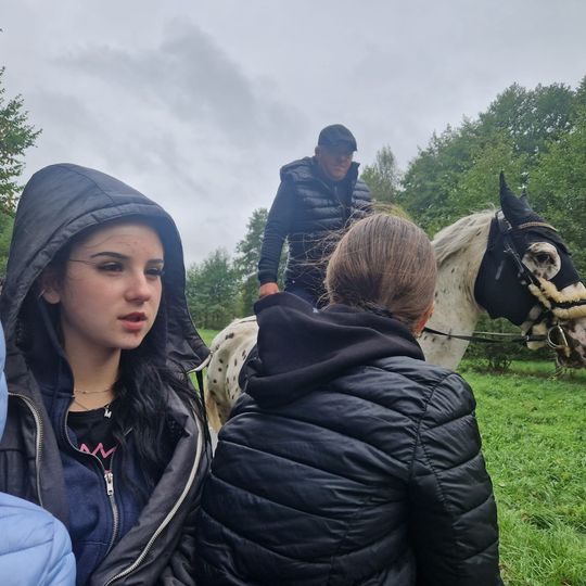 Hubertus w Horodyszczu po raz trzeci. Była gonitwa za lisem i zawody z konikami na patykach [GALERIA ZDJĘĆ]