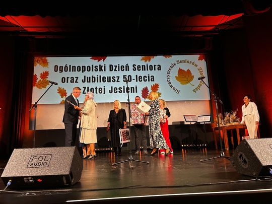 Jubileusz 50-lecia Stowarzyszenia Seniorów „Złota Jesień” we Włodawie Jubileusz 50-lecia Stowarzyszenia Seniorów „Złota Jesień” we Włodawie
