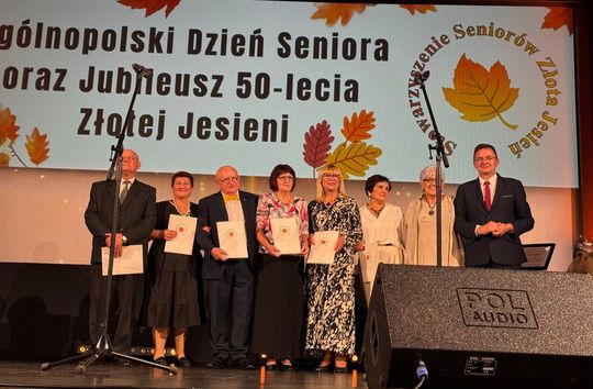 Jubileusz 50-lecia Stowarzyszenia Seniorów „Złota Jesień” we Włodawie Jubileusz 50-lecia Stowarzyszenia Seniorów „Złota Jesień” we Włodawie