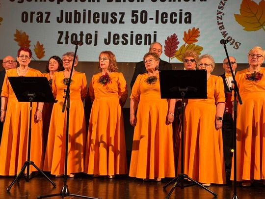 Jubileusz 50-lecia Stowarzyszenia Seniorów „Złota Jesień” we Włodawie Jubileusz 50-lecia Stowarzyszenia Seniorów „Złota Jesień” we Włodawie