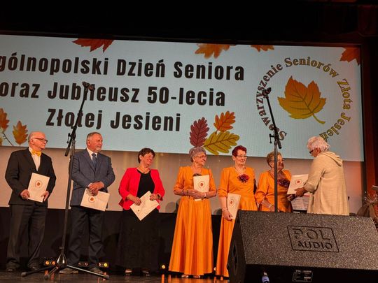 Jubileusz 50-lecia Stowarzyszenia Seniorów „Złota Jesień” we Włodawie Jubileusz 50-lecia Stowarzyszenia Seniorów „Złota Jesień” we Włodawie