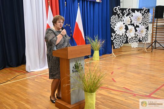 Pow. krasnostawski. Dzień Edukacji Narodowej w „Zetce” – czas podziękowań i wyróżnień [ZDJĘCIA]