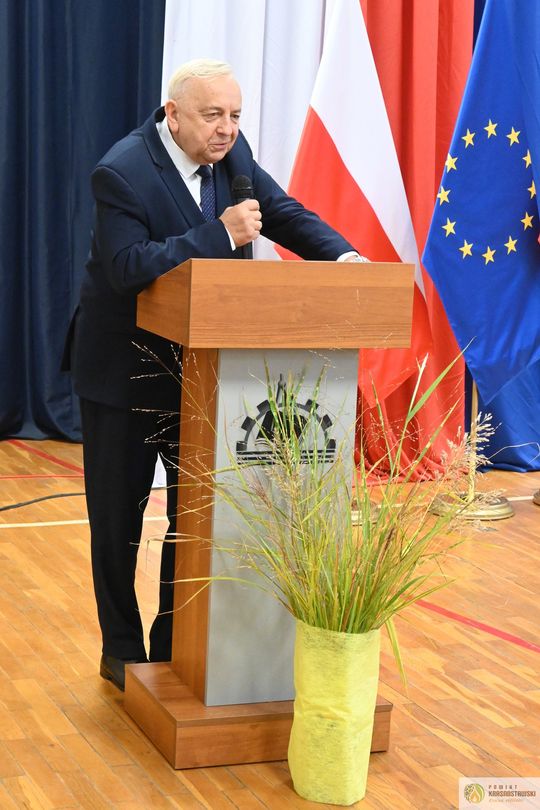 Pow. krasnostawski. Dzień Edukacji Narodowej w „Zetce” – czas podziękowań i wyróżnień [ZDJĘCIA]