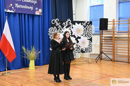 Pow. krasnostawski. Dzień Edukacji Narodowej w „Zetce” – czas podziękowań i wyróżnień [ZDJĘCIA]