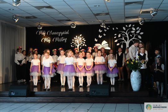 Pow. krasnostawski. Święto nauczycieli w Siennicy Nadolnej [GALERIA ZDJĘĆ] 