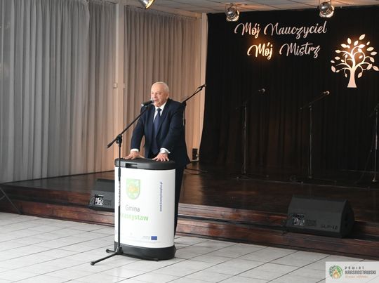 Pow. krasnostawski. Święto nauczycieli w Siennicy Nadolnej [GALERIA ZDJĘĆ] 