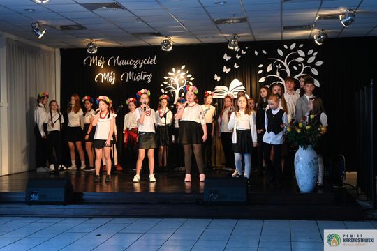 Pow. krasnostawski. Święto nauczycieli w Siennicy Nadolnej [GALERIA ZDJĘĆ] 