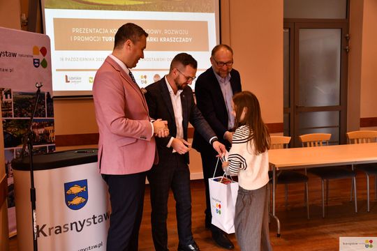 Krasnystaw. Kraszczady nabierają kształtów - spotkanie pełne pomysłów w KDK [GALERIA ZDJĘĆ]