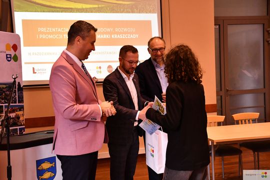 Krasnystaw. Kraszczady nabierają kształtów - spotkanie pełne pomysłów w KDK [GALERIA ZDJĘĆ]