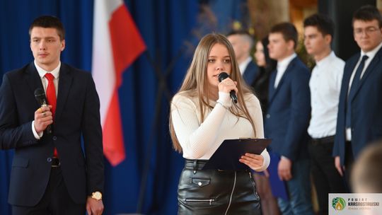 Pow. krasnostawski. Powiatowe obchody Dnia Edukacji Narodowej w Żółkiewce [GALERIA ZDJĘĆ]