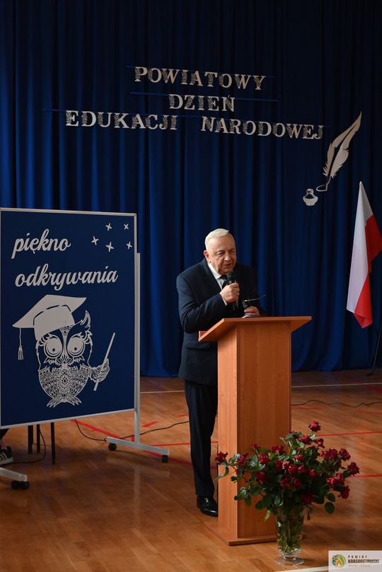 Pow. krasnostawski. Powiatowe obchody Dnia Edukacji Narodowej w Żółkiewce [GALERIA ZDJĘĆ]