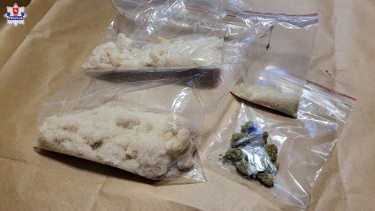 Zorganizowana grupa przestępcza, czerpiąca zyski z nierządu i handlu ludźmi, rozbita! [FILM]