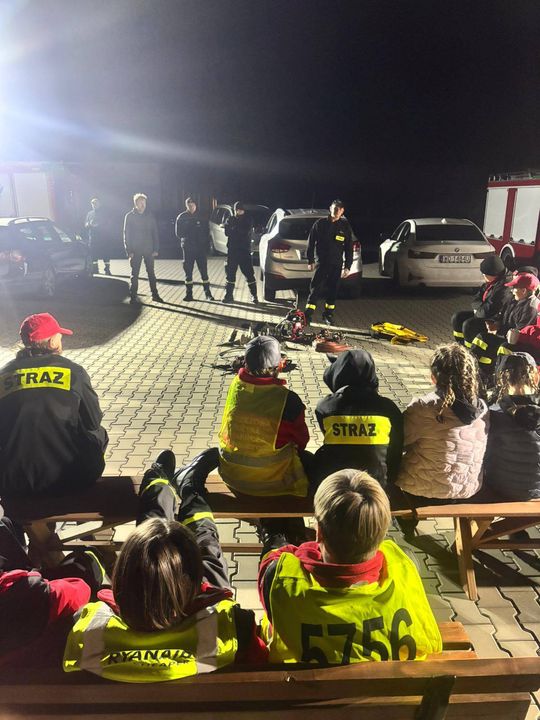 Gm. Kraśniczyn. „Noc w remizie” – młodzi strażacy w akcji [GALERIA ZDJĘĆ] 