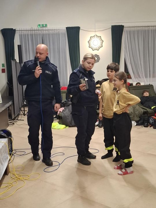 Gm. Kraśniczyn. „Noc w remizie” – młodzi strażacy w akcji [GALERIA ZDJĘĆ] 