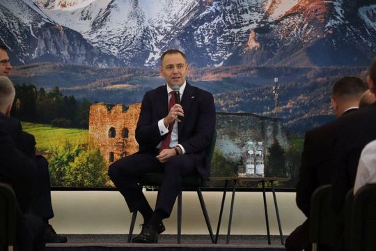 Debata z Karolem Nawrockim [ZDJĘCIA]