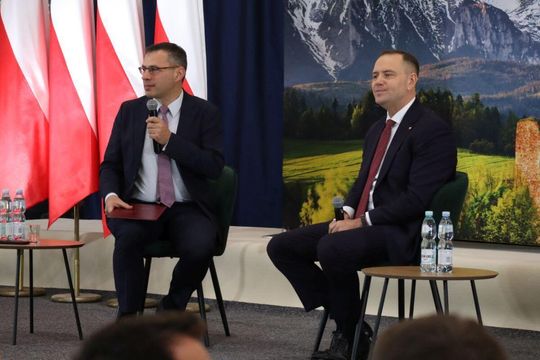 Debata z Karolem Nawrockim [ZDJĘCIA]