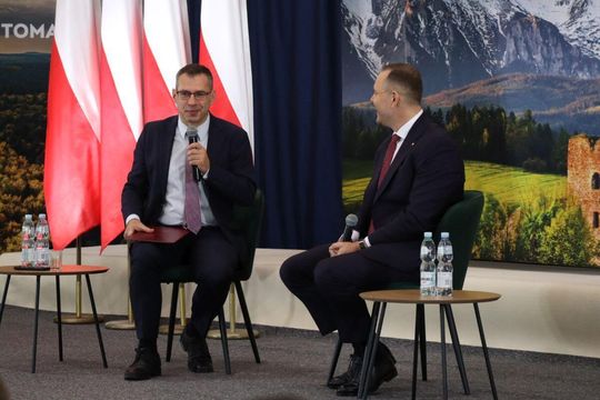 Debata z Karolem Nawrockim [ZDJĘCIA]