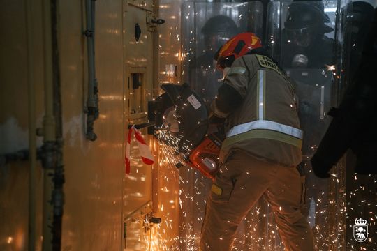 Pożar w celi i agresywni osadzeni – ćwiczenia służb w chełmskim więzieniu [ZDJĘCIA]