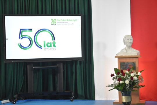 Jubileusz 50-lecia i zjazd absolwentów w szkole rolniczej w Korolówce-Osadzie [GALERIA ZDJĘĆ]