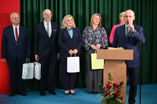 Jubileusz 50-lecia i zjazd absolwentów w szkole rolniczej w Korolówce-Osadzie [GALERIA ZDJĘĆ]