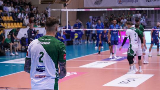 Siatkarze InPostu ChKS Chełm  3:2 (14:25, 25:22, 25:22, 8:25, 15:13) pokonali Cuprum Stilon Gorzów.