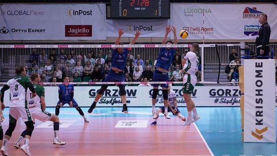 Siatkarze InPostu ChKS Chełm  3:2 (14:25, 25:22, 25:22, 8:25, 15:13) pokonali Cuprum Stilon Gorzów.