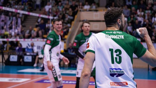 Siatkarze InPostu ChKS Chełm  3:2 (14:25, 25:22, 25:22, 8:25, 15:13) pokonali Cuprum Stilon Gorzów.