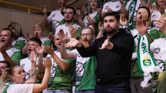 Siatkarze InPostu ChKS Chełm  3:2 (14:25, 25:22, 25:22, 8:25, 15:13) pokonali Cuprum Stilon Gorzów.