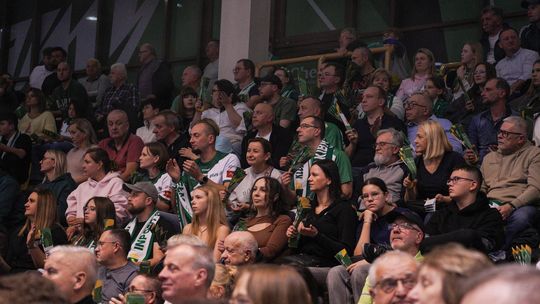 Siatkarze InPostu ChKS Chełm  3:2 (14:25, 25:22, 25:22, 8:25, 15:13) pokonali Cuprum Stilon Gorzów.