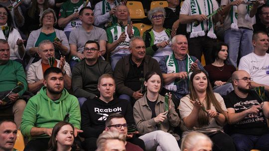 Siatkarze InPostu ChKS Chełm  3:2 (14:25, 25:22, 25:22, 8:25, 15:13) pokonali Cuprum Stilon Gorzów.