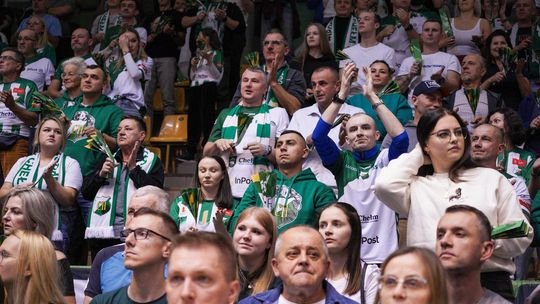 Siatkarze InPostu ChKS Chełm  3:2 (14:25, 25:22, 25:22, 8:25, 15:13) pokonali Cuprum Stilon Gorzów.