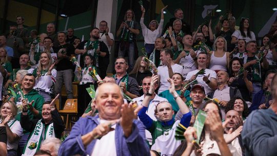 Siatkarze InPostu ChKS Chełm  3:2 (14:25, 25:22, 25:22, 8:25, 15:13) pokonali Cuprum Stilon Gorzów.