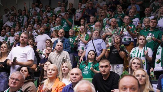 Siatkarze InPostu ChKS Chełm  3:2 (14:25, 25:22, 25:22, 8:25, 15:13) pokonali Cuprum Stilon Gorzów.