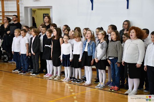 Krasnystaw. Pasowanie pierwszoklasistów w „Jedynce” [GALERIA ZDJĘĆ]