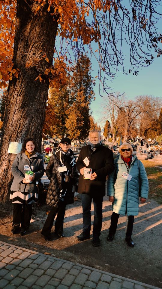 Chełm. Kwesta na chełmskich cmentarzach na renowację historycznych nagrobków [GALERIA ZDJĘĆ]