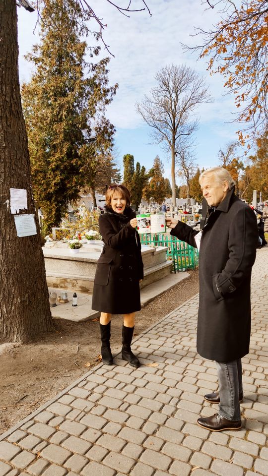 Chełm. Kwesta na chełmskich cmentarzach na renowację historycznych nagrobków [GALERIA ZDJĘĆ]