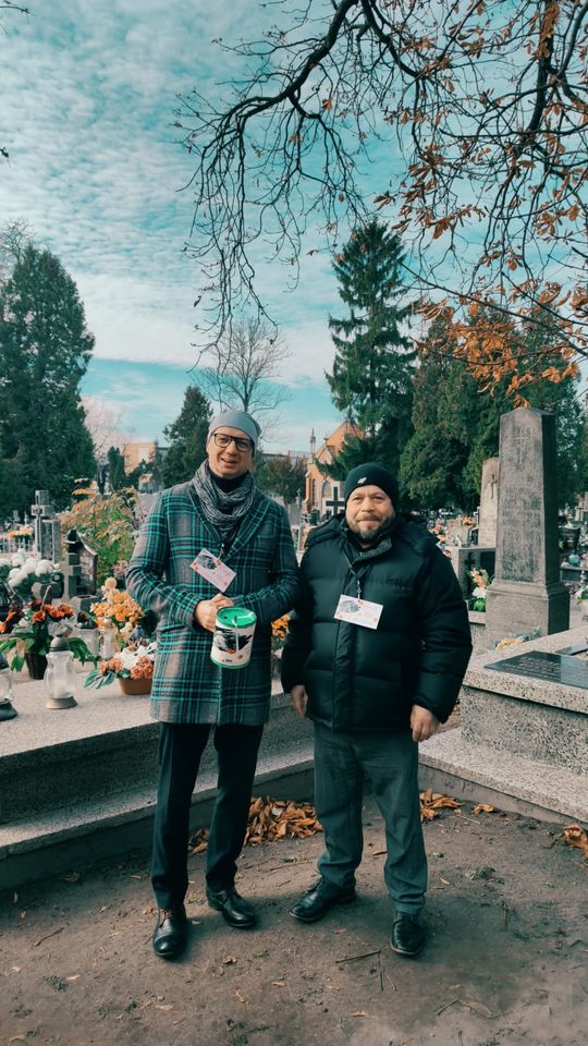 Chełm. Kwesta na chełmskich cmentarzach na renowację historycznych nagrobków [GALERIA ZDJĘĆ]