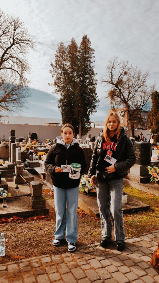 Chełm. Kwesta na chełmskich cmentarzach na renowację historycznych nagrobków [GALERIA ZDJĘĆ]