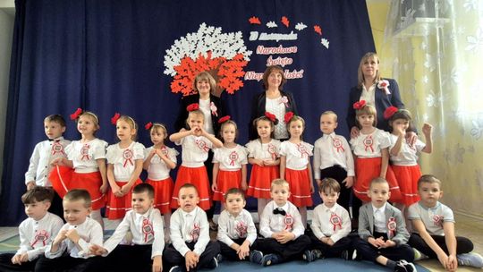 Przedszkole nr 13 w Chełmie uczciło Święto Niepodległości [GALERIA ZDJĘĆ]